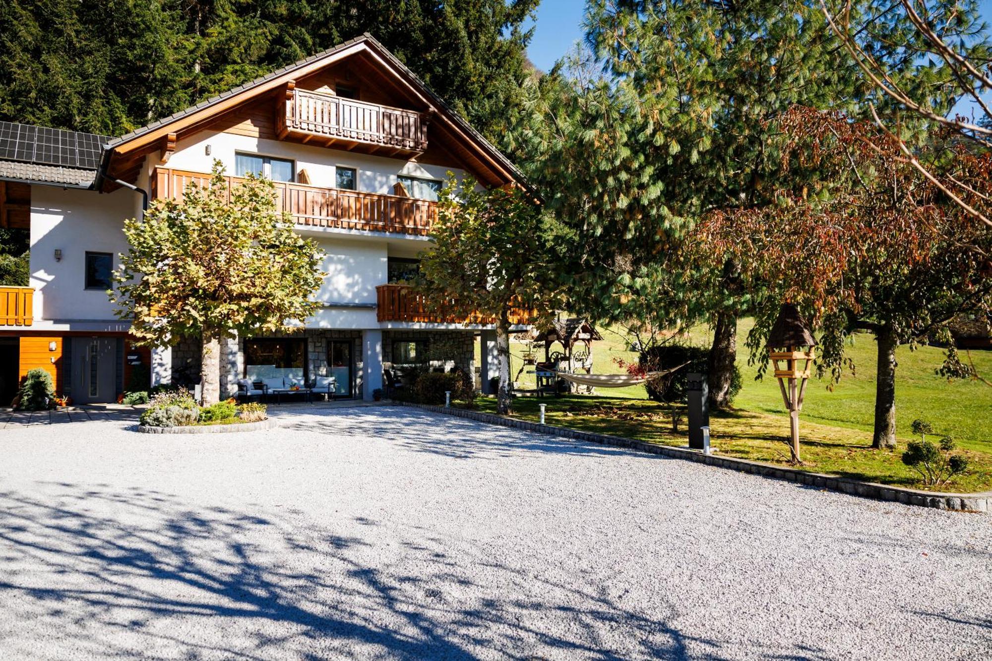 Vila Slavc, Cosy Apartment Near The Lake Bled Dış mekan fotoğraf